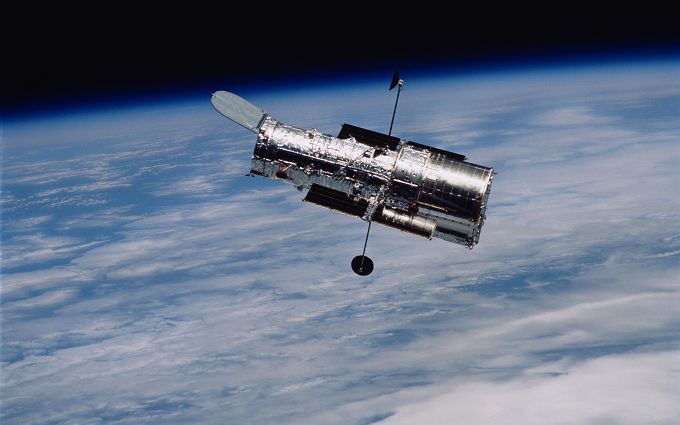  Hubble     73     