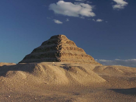 Первая Ступенчатая пирамида, III династия, архитектор Имхотеп