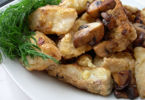 Рецепт - Филе трески в кляре с грибами