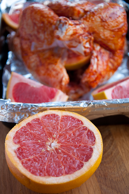 Рецепт - Курица с паприкой и грейпфрутом