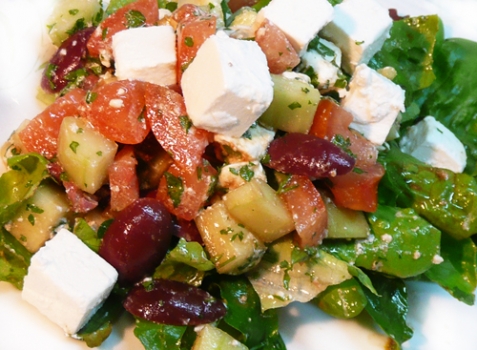 Салат по-гречески - рецепт
