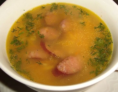 Гороховый суп с охотничьими колбасками - рецепт
