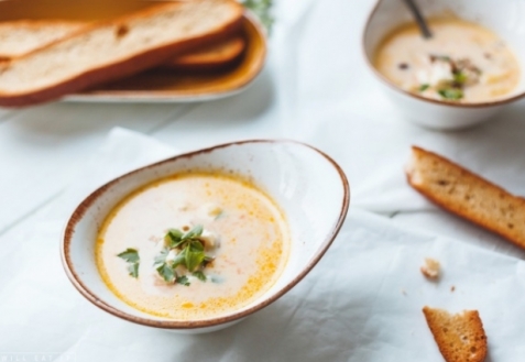 Сырный суп по-французски с чесночными гренками